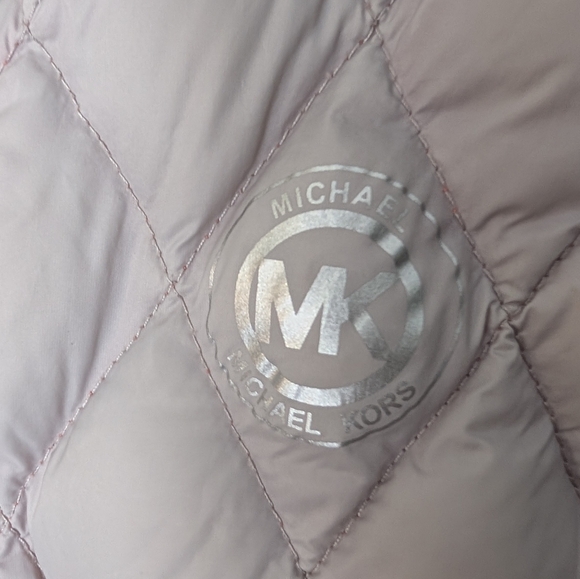 Michael Kors Puffer Jacket Women's Quilted Grey Fold Over Collar Size M - Picture 13 of 15
